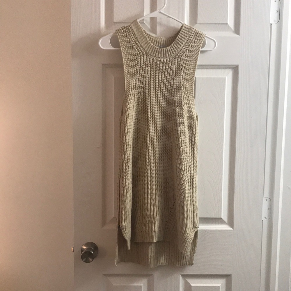 Charlotte Russe oatmeal sleeveless sweater dress/tunic, size small